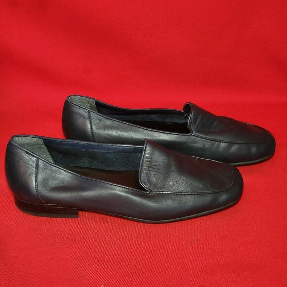 Nine West Leather Navy Blue Slip On Flat Shoes 5 1/2 M - Picture 8 of 10